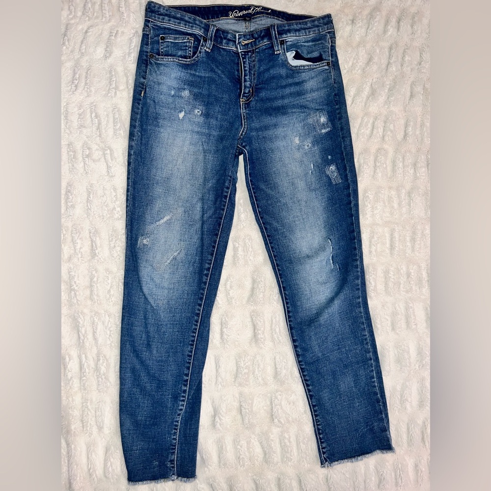 Universal Thread size 10/30 jeans